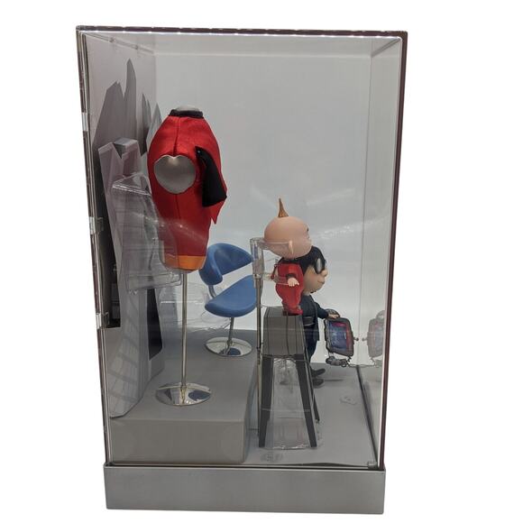 Edna Mode and Jack Jack Doll Set - Disney Designer Collection The Incredibles - Picture 4 of 10